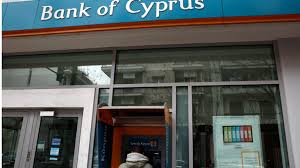 El corralito se instala en Chipre