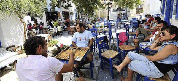 Grecia rebaja el IVA en hostelería hasta el 13%